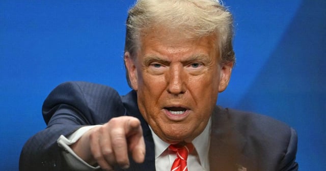 Trump, 79, Melts Down in Incoherent Rant About 'Hero Pilots'