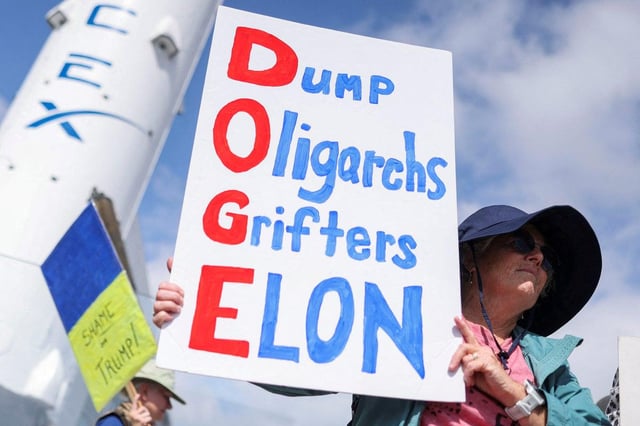 154,000 federal workers who took DOGE buyouts are being paid to go fishing, play Dungeons and Dragons and hunt for new jobs