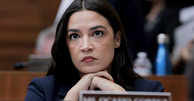 AOC Exposes Catch in “No Tax on Tips” Rule in Trump’s Budget