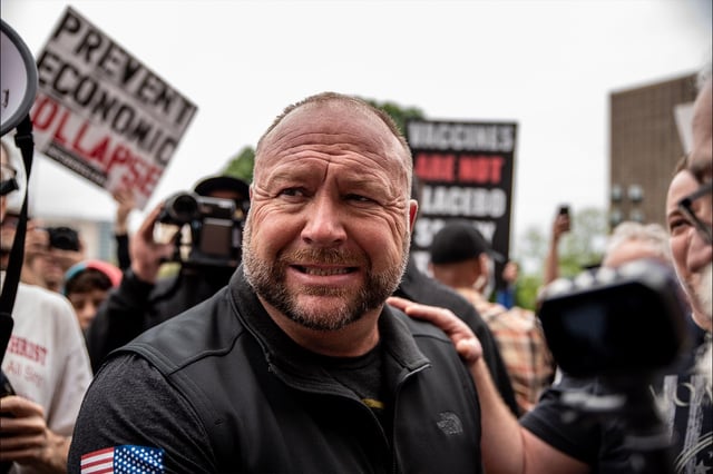 “Absolute horses**t”: Jones breaks down over Epstein memo