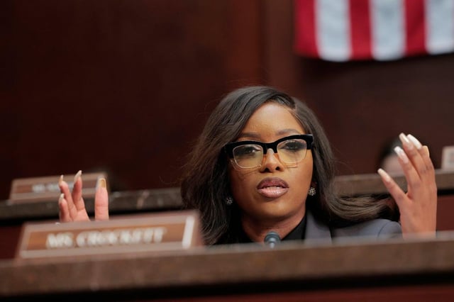 Jasmine Crockett unleashes on Ghislaine Maxwell talking to Trump DOJ before Congress: ‘Out of jail for free’