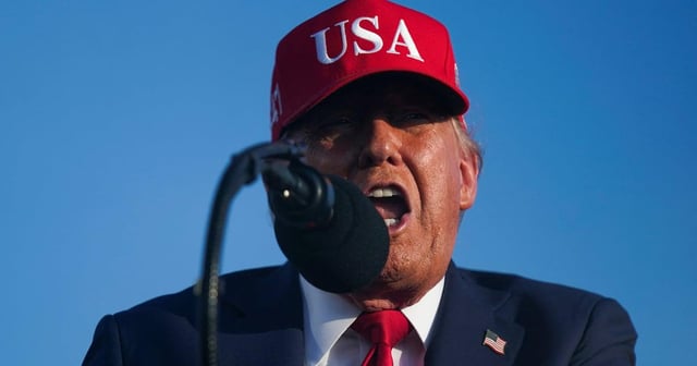 Trump Kicks Off Celebration of America by Declaring His Hatred for Democrats