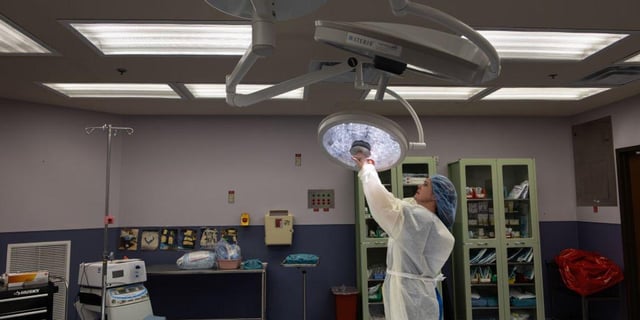 When More Hospitals Start Closing, Says Warren, 'Every Single American Needs to Know' Trump's GOP is to Blame | "When thousands more people die from not getting care, we know who to blame," said Sen. Elizabeth Warren.