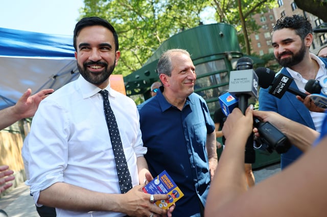 Zohran Mamdani Scores 17-Point Lead with Jewish Voters in NYC Mayoral Race