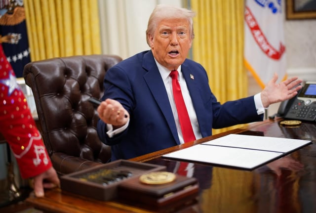 Many Americans say Trump “involved” in Epstein crimes: poll | Even many Republicans say they believe the Trump administration is covering up evidence of Epstein's crimes