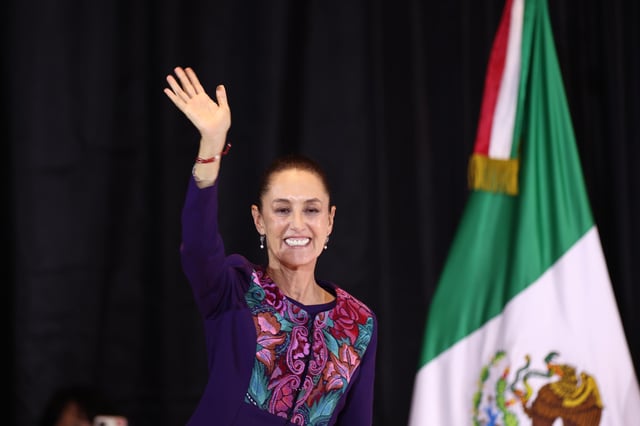 Mexico's Sheinbaum Praised For Cool-Handed Approach to Trump and Trade Talks: 'She Never Takes the Bait' | Analysts consulted by Politico say her fact-based approach resonates with American counterparts and has earned goodwill within the White House