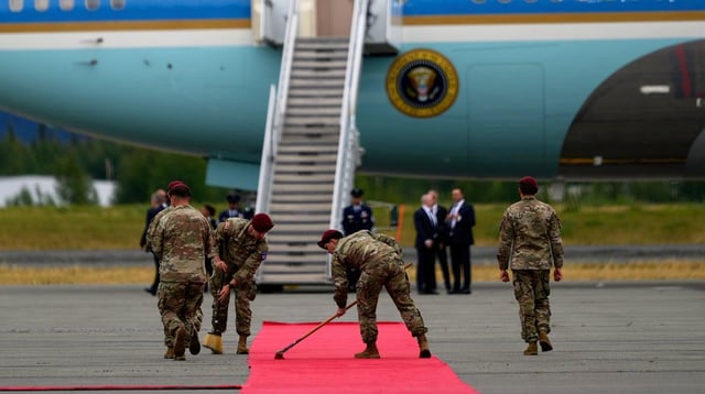 Newsom's Press Office Slams 'Disgusting' Use Of U.S. Soldiers To Roll Out Red Carpet For Putin