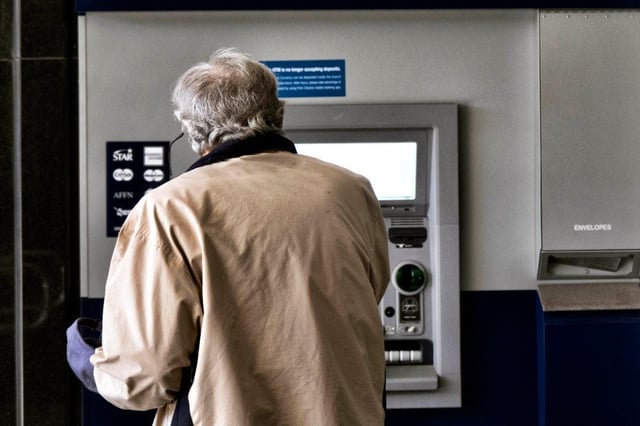 Senate overturns rule that limited bank overdraft fees to $5