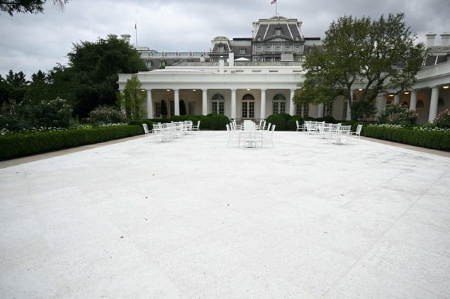 Trump paves over White House Rose Garden with concrete