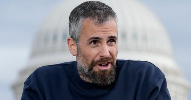 ‘Quit your job’: Former D.C. officer blasts federal agents carrying out Trump’s takeover | Michael Fanone said federal agents were being “co-opted” by Trump “to do things that are immoral, unethical and, in many cases, unconstitutional.”