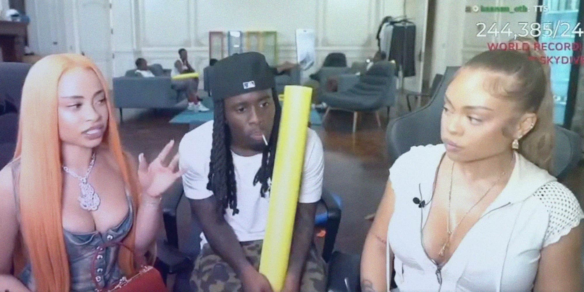 Kai Cenat asks if he's "on mute" as Ice Spice and Latto ignore him