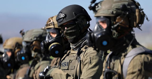 ICE Agents Can’t Wear Masks Under Bill Passed in California