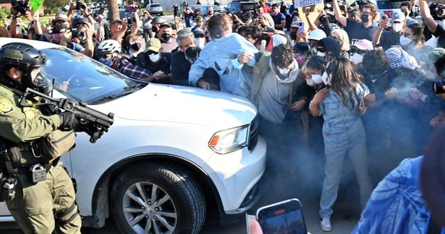 ICE Plans To Evacuate Chicago-Area Facility Following Immigration Protests