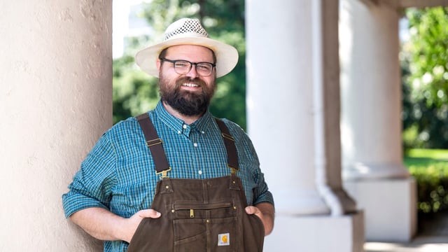 Louisiana Democratic 'dirt row farmer' targets Speaker Mike Johnson in 2026 election