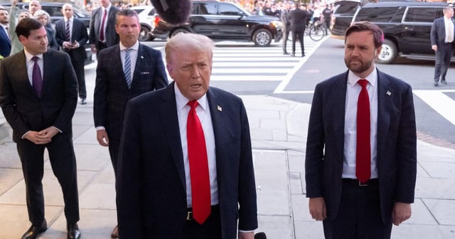 MAGA Melts Down at the Secret Service Over Trump’s Humiliating Dinner