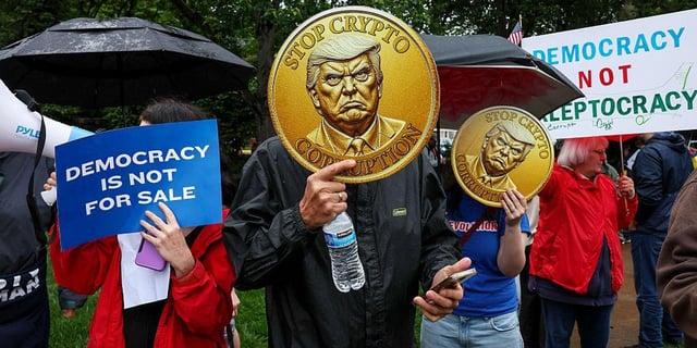 ‘Incredible Corruption’: Blockbuster Report on Trump Crypto Grift Leaves Observers Stunned | “If this is true, this is the largest public corruption scandal in the history of the United States and it’s not even close,” said one critic.