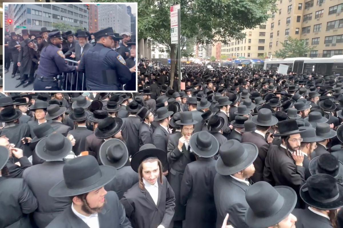 Thousands of Orthodox Jews protest around Israeli Consulate in NYC to call for change in country’s military draft rules