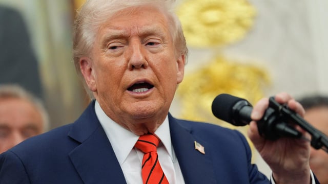 Donald Trump falsely says 'Biden FBI' placed agents in Jan. 6 crowds