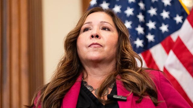 Frustrated Arizonans have waited more than a month for their new congresswoman to be seated