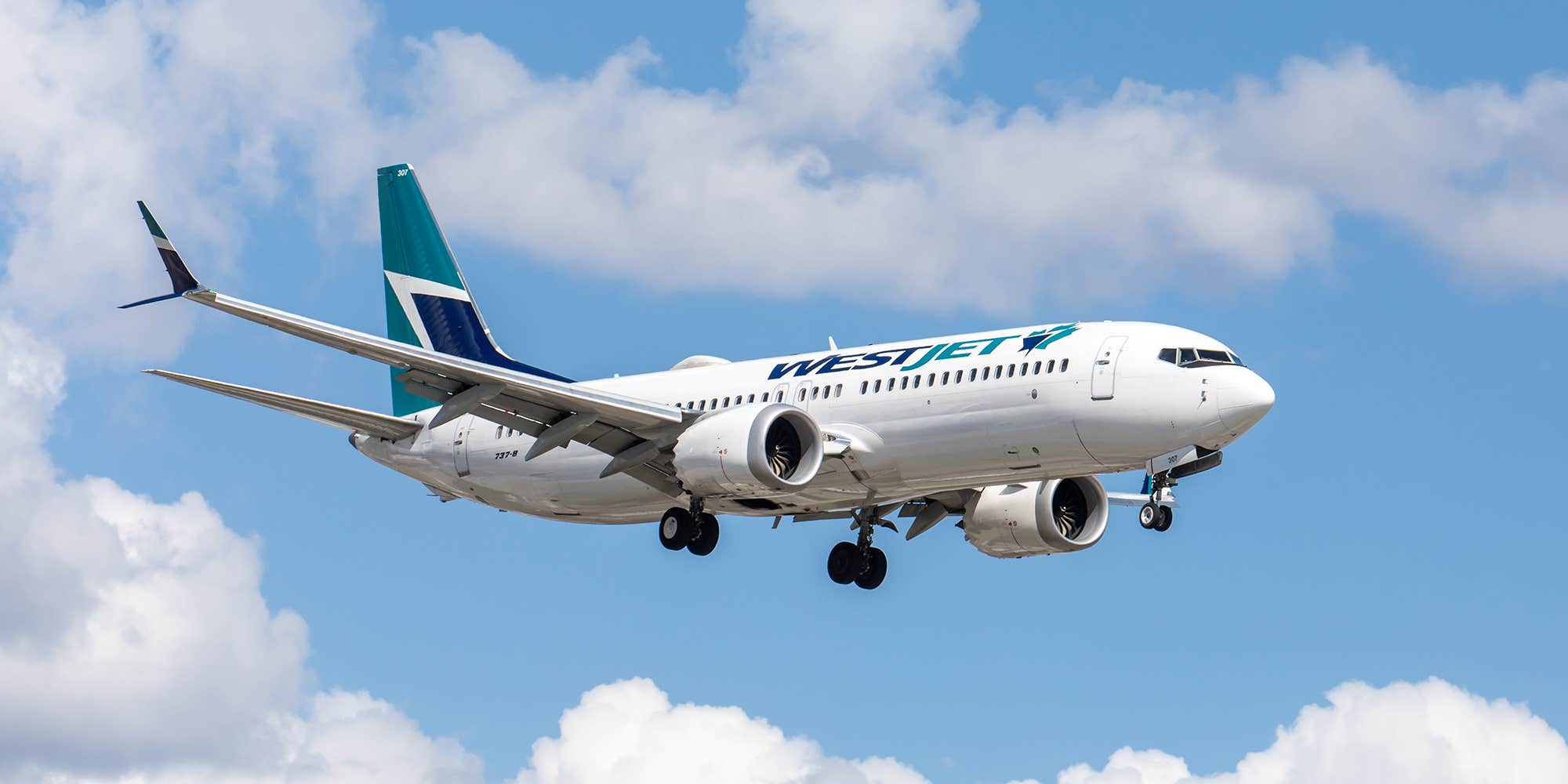 "I personally don't mind this": Airline to start charging extra for the privilege of reclining your seat