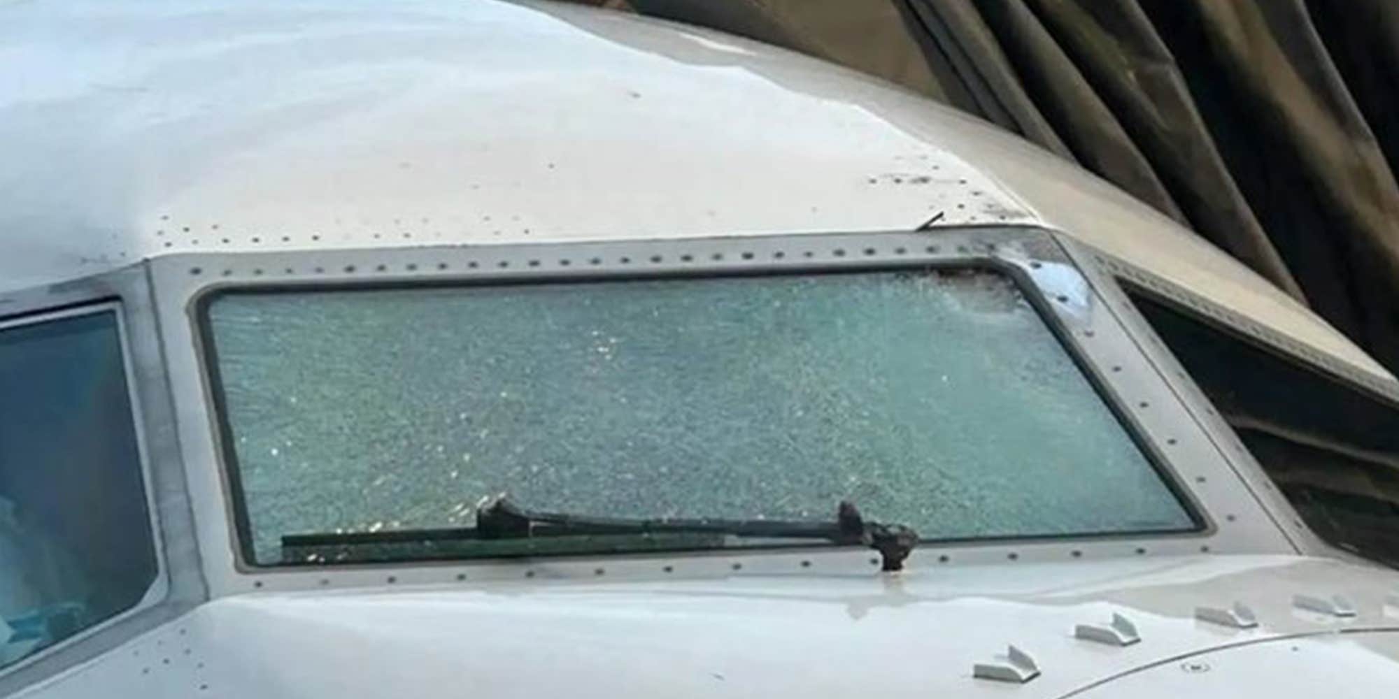 Internet sleuths say a weather balloon—not space junk—hit the United Airlines flight