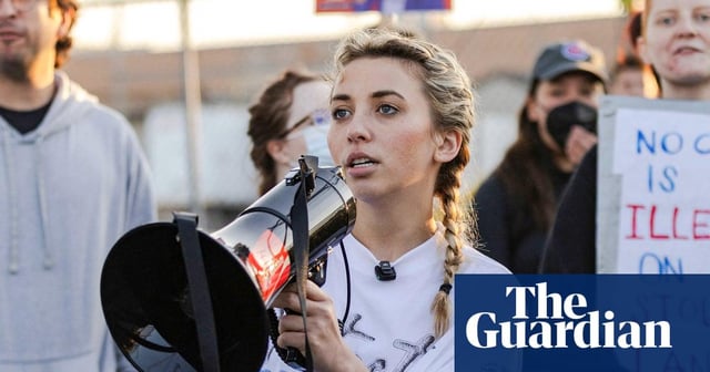 Kat Abughazaleh, Democratic contender for Congress, indicted over Chicago ICE protests