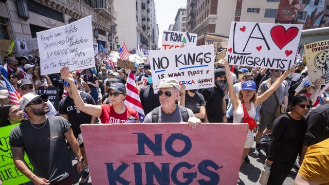 No Kings organizers project a massive turnout for this weekend's protests