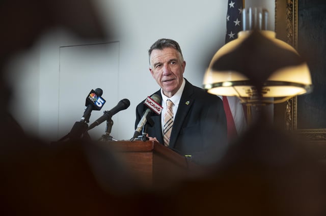 R VT Governor Phil Scott says National Guard deployments are unconstitutional, Jan 6 was an "insurrection"