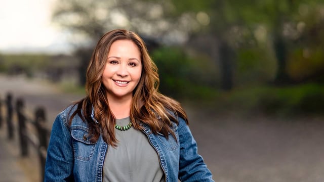 Rep.-Elect Adelita Grijalva Blasts Delay to Her Swearing-In as an “Epstein Cover-Up”