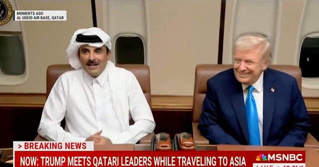 Royal Who Gave Trump $400m Gold Plane Brazenly Boards AF1 | Trump was all smiles as he praised the Emir as one of the world’s great leaders.