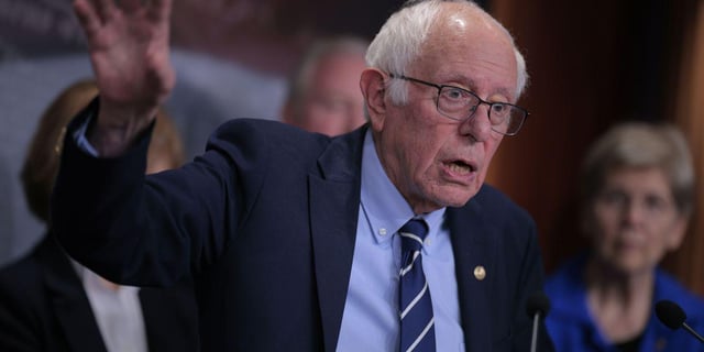 Sanders Demands Trump ‘Obey the Law’ and Fund SNAP as GOP Rejects Standalone Bill | “Do not go down in history as the first president to manufacture a hunger crisis in the richest country on Earth,” said Sen. Bernie Sanders. “Release these funds.”