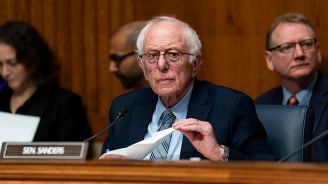 Sanders: Trump could ‘literally collapse’ health care system