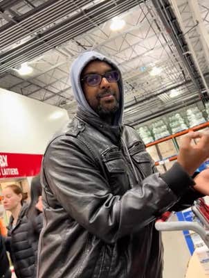 @amundstokke/TikTok men answering poll while shopping at costco with wives