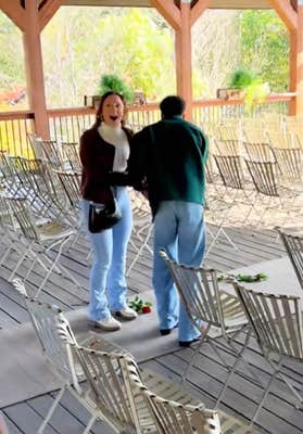 richard laughing as ali realizes shes about to be proposed to