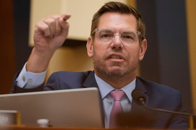 ‘Epstein bomb’ about to drop, 100 GOP members to ‘jail break’ from Trump, Swalwell says
