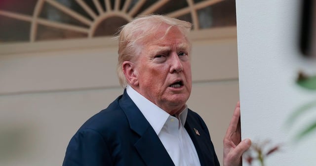 Epstein Warned Trump Was ‘Evil Beyond Belief’ and ‘Mad’ After Mental Health Scrutiny