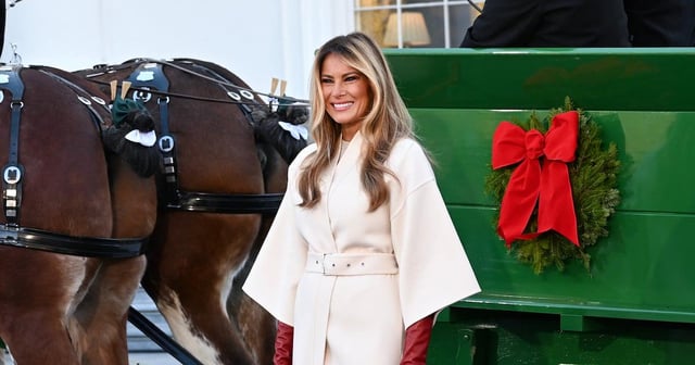 Grinch Melania Trump Spends Two Minutes and 50 Seconds at Christmas Event Before Fleeing