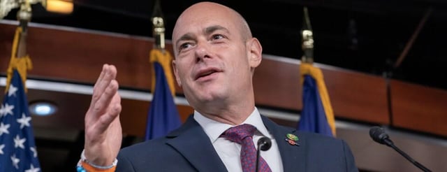 House Democrats Turn on Senators for Caving on Shutdown