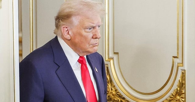 Trump threatens six Democrats with death penalty