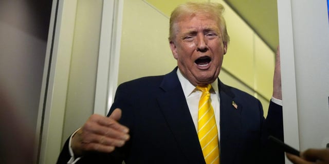 Trump, who mocked Biden's use of autopen, caught posting identical signatures on pardons