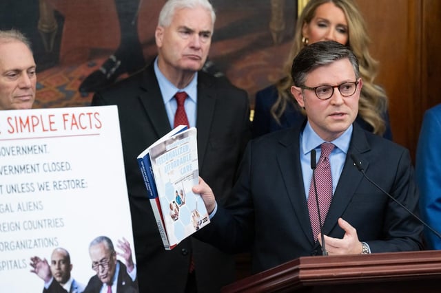 With enhanced health care subsidies set to expire, Trump again wants to replace Obamacare. He still doesn’t have a plan.