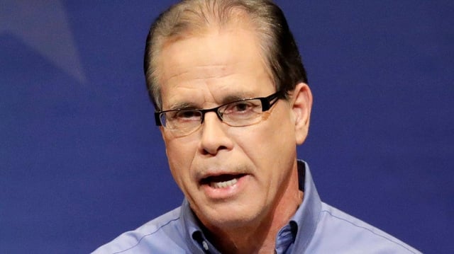 Gavin Newsom Humiliates Indiana Governor For Sucking Up To Trump: 'Your knee pads are in the mail. Xoxo'