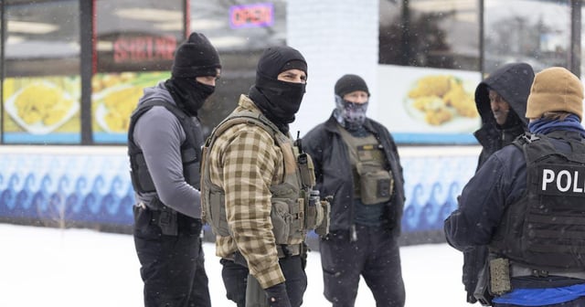 ICE Agent Kneels on Pregnant Woman as Bystanders Hurl Snowballs at Him