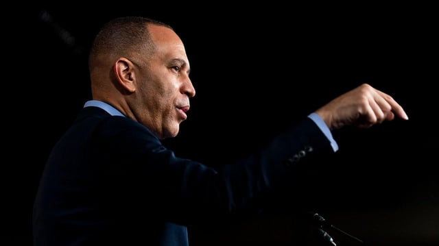 Jeffries calls for ‘full and complete investigation’ into redacted Epstein documents
