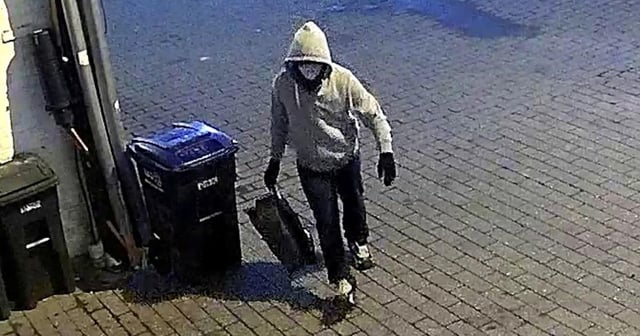 Pipe bomb suspect told FBI he believed 2020 election conspiracy theories