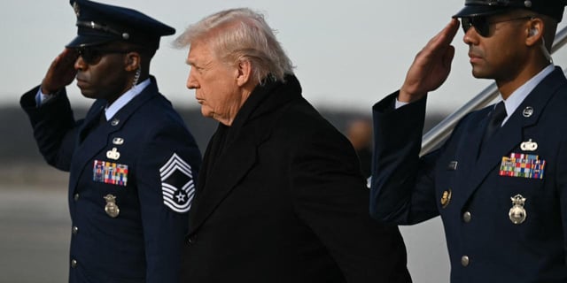 Trump Told by Alan Dershowitz Constitutionality of Third Term Is Unclear