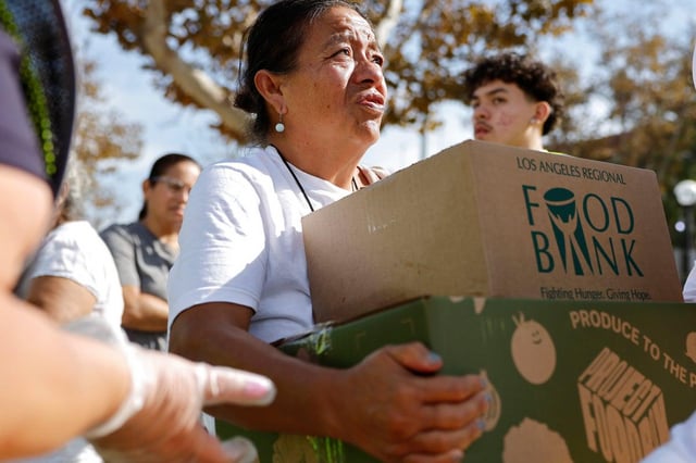 Trump is threatening SNAP for millions of Americans. Food banks are bracing for them