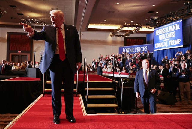 Trump's return to MAGA rallies is a flop
