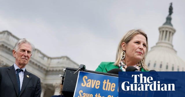 US labor unions gear up to fight against Trump’s ‘Billionaire First’ agenda