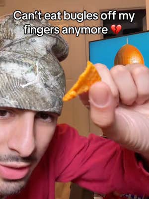@whodemboyz/TikTok "cant eat bugles off my fingers anymore"